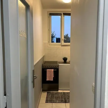 Proche Metro - Emplacement Ideal Apartment